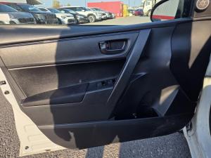 Miniature 9 Toyota Corolla Ce *Manuelle *Cruise *Ac *Bluetooth *Commande Volant 2017