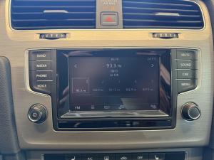 Miniature 16 Volkswagen Golf TDI Comfortline, Diesel, Bluetooth 2015