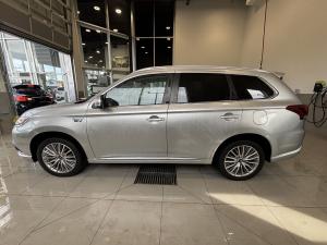 Miniature 12 Mitsubishi Outlander PHEV Se S-Awc 2021