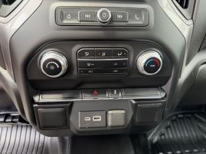 Miniature 17 GMC Sierra 1500 Base Cabine double 4x4, Attache remorque 2021