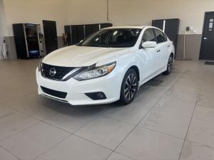 Miniature 10 Nissan Altima SV 2.5 berline 4 portes 2017