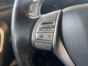 Miniature 14 Nissan Altima SV 2.5 berline 4 portes 2017