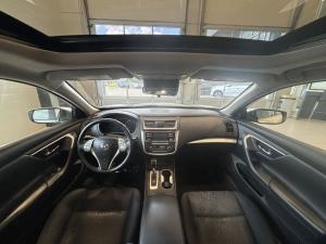 Miniature 17 Nissan Altima SV 2.5 berline 4 portes 2017