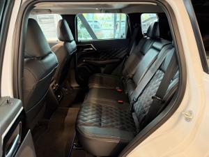 Miniature 11 Mitsubishi Outlander PHEV SEL S-AWC, Volant chauffant, Hayon électrique 2023
