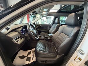 Miniature 15 Mitsubishi Outlander PHEV SEL S-AWC, Volant chauffant, Hayon électrique 2023