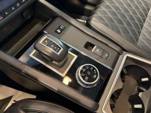 Miniature 27 Mitsubishi Outlander PHEV SEL S-AWC, Volant chauffant, Hayon électrique 2023
