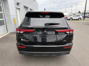 Miniature 6 Mitsubishi Outlander ES S-AWC, 7 passagers, Climatisation multi-zones 2024