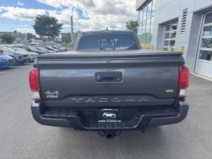 Miniature 6 Toyota Tacoma SR5 V6 Double Cab 4x4, Attache remorque 2018