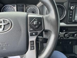 Miniature 16 Toyota Tacoma SR5 V6 Double Cab 4x4, Attache remorque 2018