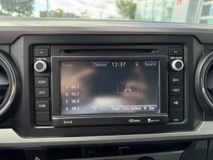 Miniature 17 Toyota Tacoma SR5 V6 Double Cab 4x4, Attache remorque 2018