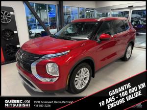 2023 Mitsubishi Outlander SE S-AWC, Toit pano, Hayon électrique - Image 1