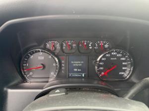 Miniature 7 Chevrolet Silverado 1500 Custom King Cab boite de 6 pieds 4x4 5.3L 2018