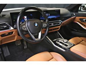Miniature 11 BMW 330i xDrive Sedan 2023