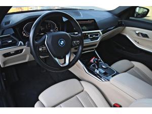 Miniature 10 BMW 330e 330e xDrive hybride Premium Essential Package 2022