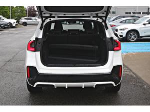 Miniature 10 BMW X1 xDrive28i 2025