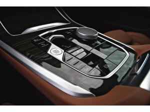 Miniature 12 BMW X5 xDrive40i 2025