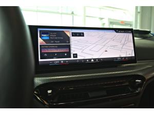 Miniature 10 BMW 330i xDrive Sedan 2025