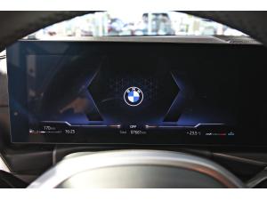 Miniature 12 BMW 330i xDrive Sedan 2025