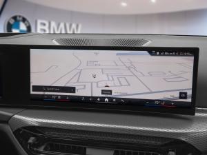 Miniature 12 BMW 330i xDrive Sedan 2026