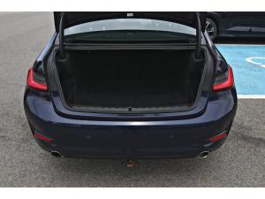 Miniature 10 BMW 3 Series xDrive Sedan 2019