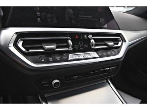 Miniature 13 BMW 3 Series xDrive Sedan 2019