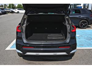 Miniature 10 BMW X1 xDrive28i 2023