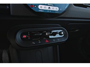 Miniature 12 Mini 3 door Cooper C FWD 2025