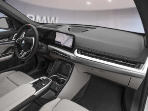 Miniature 10 BMW X1 xDrive28i 2026
