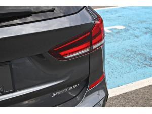 Miniature 9 BMW X1 xDrive28i 2021