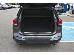 Miniature 10 BMW X1 xDrive28i 2021