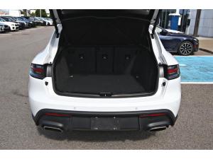 Miniature 11 Porsche Macan Ti 2024