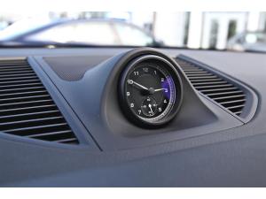 Miniature 15 Porsche Macan Ti 2024