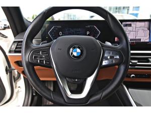 Miniature 14 BMW 3 Series 330i xDrive | Premium Essential Package 2024