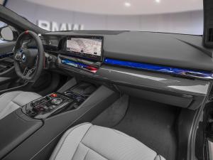 Miniature 11 BMW M5 Touring 2027