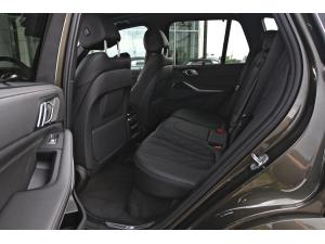 Miniature 17 BMW X5 M60i 2024