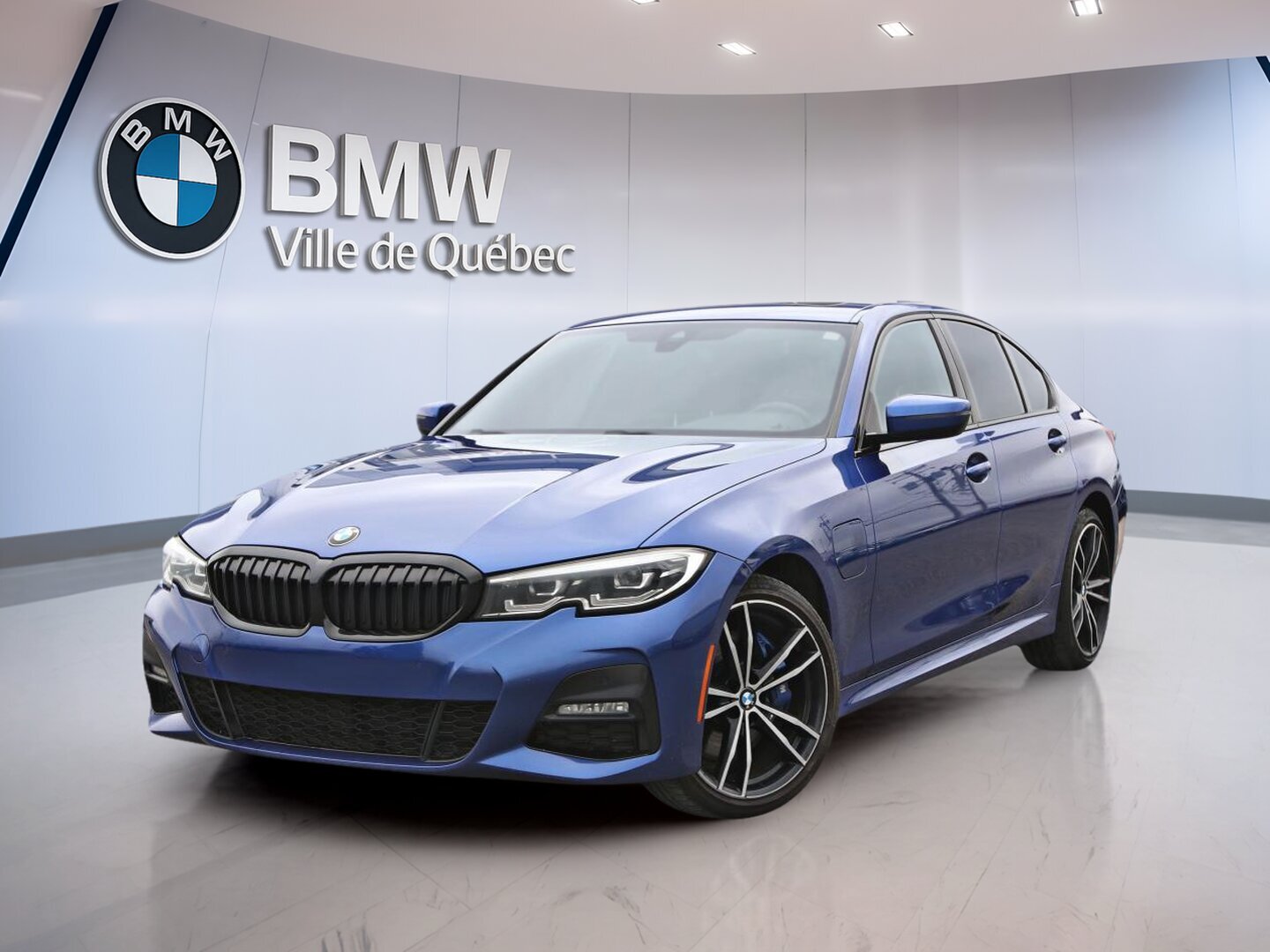 Image 1 BMW 330e xDrive Sedan 2021