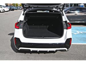 Miniature 10 BMW X1 xDrive28i 2025
