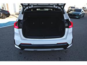 Miniature 10 BMW X1 xDrive28i 2023
