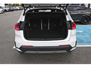 Miniature 10 BMW X1 xDrive28i 2023