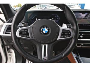 Miniature 14 BMW X5 M60i 2024