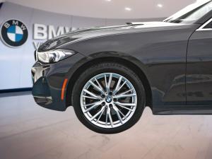 Miniature 6 BMW 330i xDrive Sedan 2024