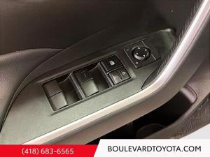 Miniature 8 Toyota Rav4 LE Hybride 2023