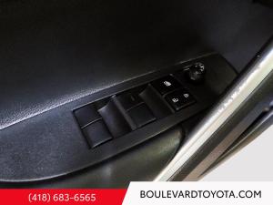 Miniature 8 Toyota Corolla Cross Xle, Awd 2022