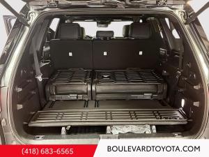 Miniature 24 Toyota Sequoia Limitée 2026