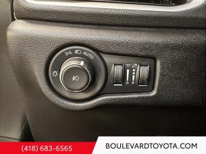 Miniature 12 Chrysler Pacifica Touring 2022