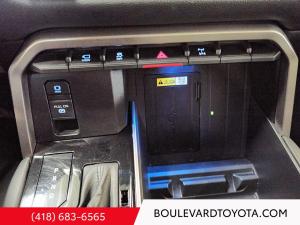 Miniature 17 Toyota Tundra Limited Hybride Crewmax 4X4 2023