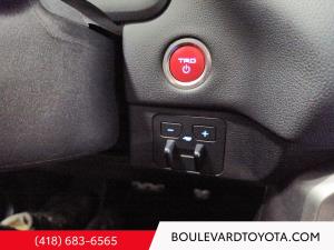 Miniature 18 Toyota Tundra Limited Hybride Crewmax 4X4 2023