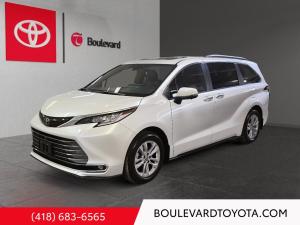 2026 Toyota Sienna Limited, 7 Places - Image 1
