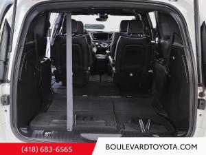 Miniature 28 Chrysler Pacifica Limited 2025