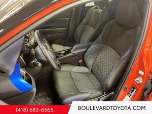Miniature 9 Toyota C-HR Xle Premium 2021